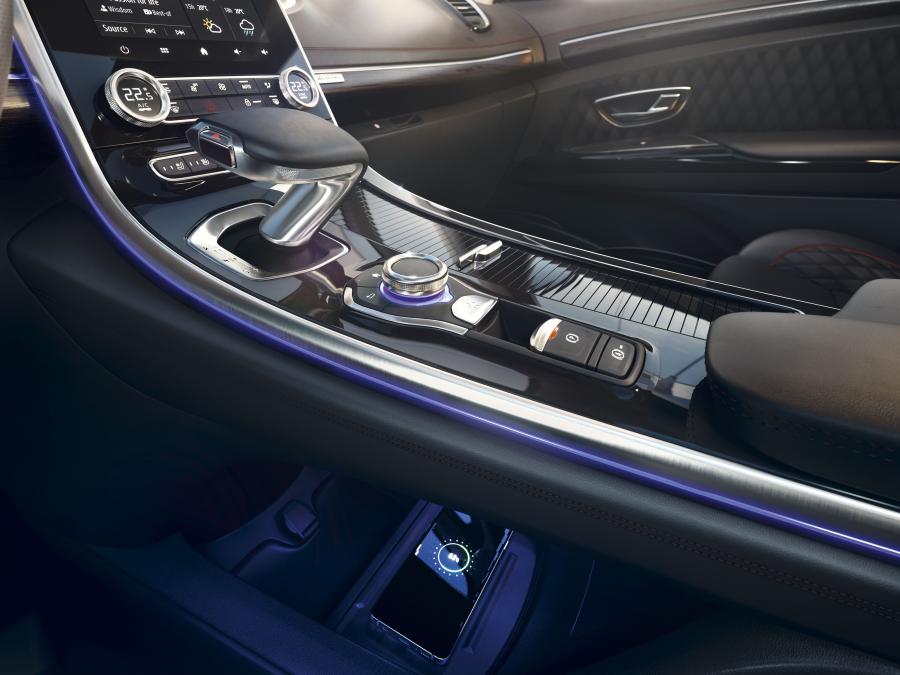Детали интерьера Renault Espace Initiale Paris (JR) 2019 года  (WW) (фото 10 из 36)